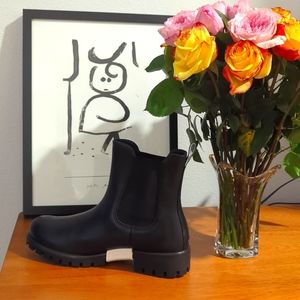 Ecco Modtray Chelsea boots black leather sz 9-9.5 NWT/in box